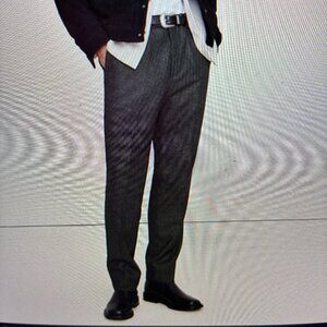 NEW w tags. Banana Republic Mens Tailored Slim Fit pants with cuff. Sz 34/34